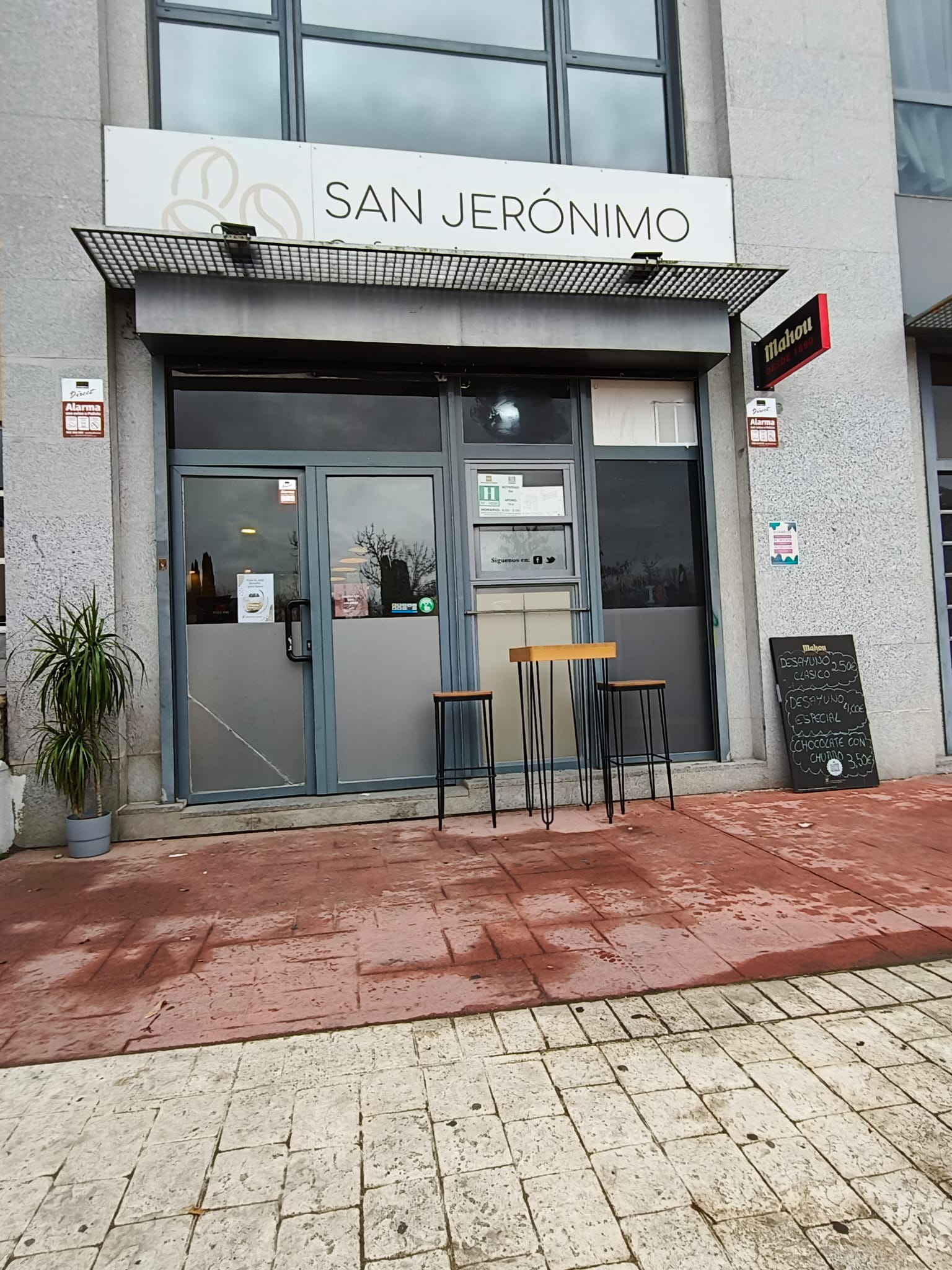 cafetería San Jerónimo, tu cafetería del barrio